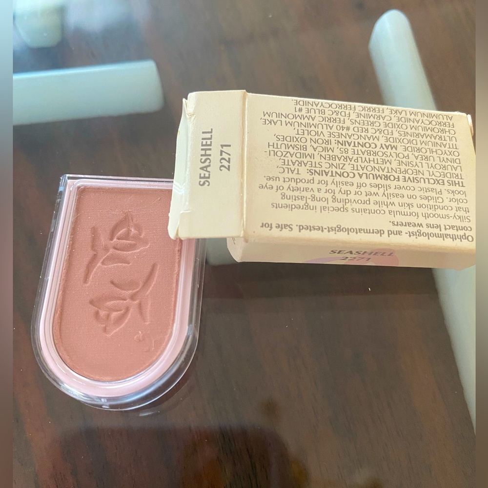 Mary Kay eye shadow